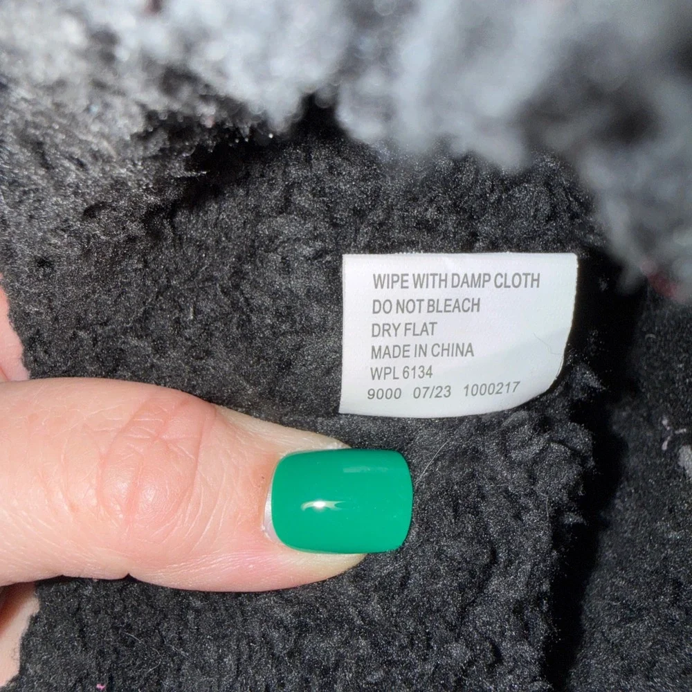 Muk Luks dark gray